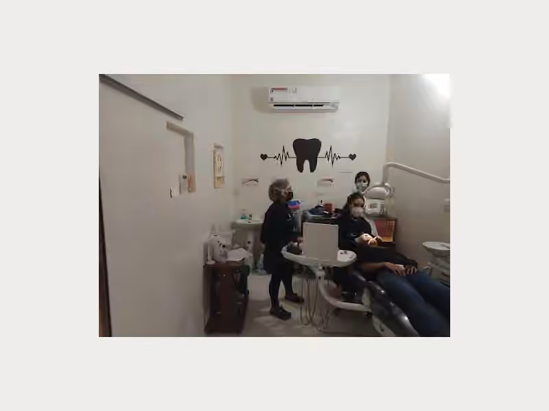 ODONTOLOGIA Dra. Vanessa Bernal